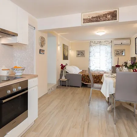 Apartment Dujam